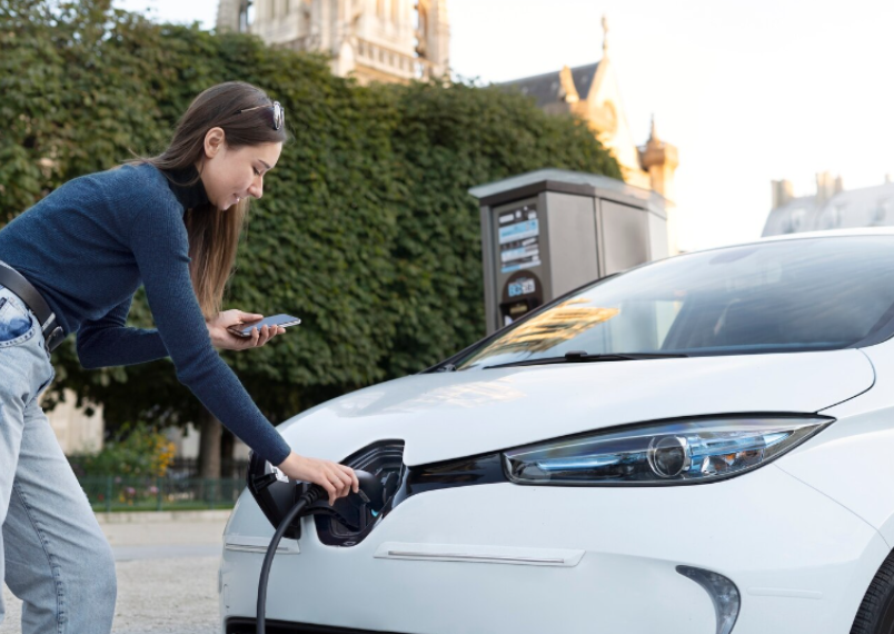 How Long Do EV Batteries Last? Maintenance Tips for Longevity